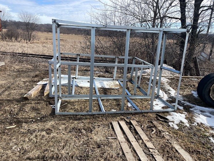 #2495-•-(2)-metal-crates-image-2