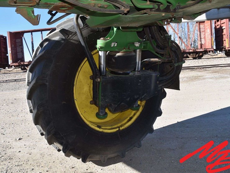 2018-john-deere-r4038-image-30