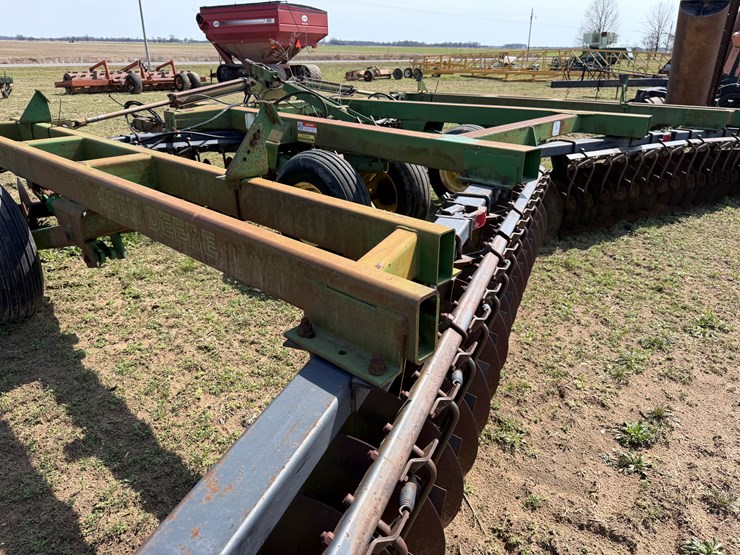 john-deere-630-image-6