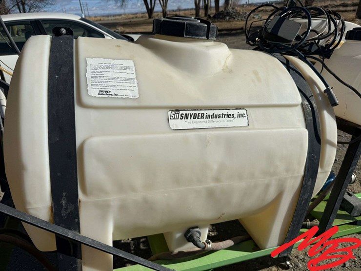 spray-meister-pull-type-sprayer-w/-110-gallon-tank-and-22'w-booms-image-11