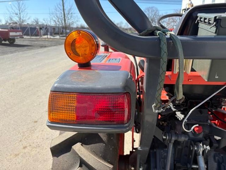 kubota-l2501-image-18