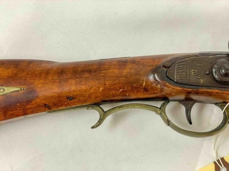 vintage-flitnlock-musket-rifle-image-4