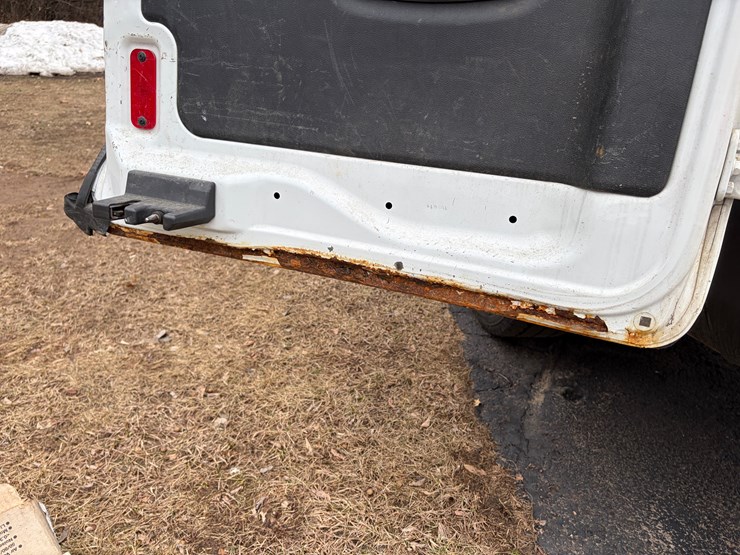 2015-ford-transit-image-38