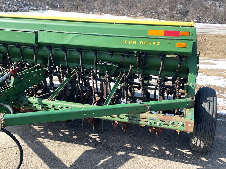john-deere-8200-image-7