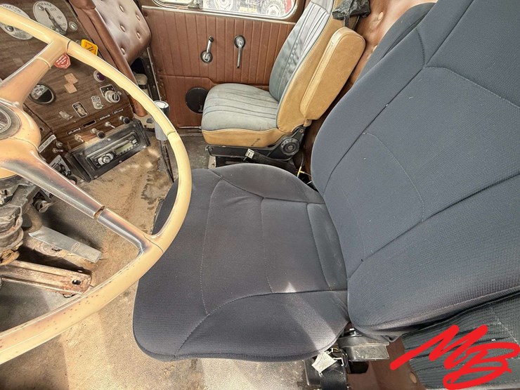 1976-star-350-image-24