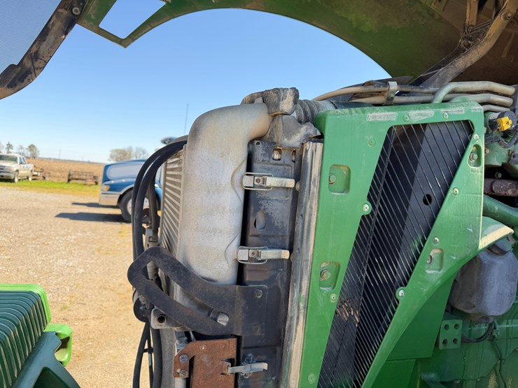 2010-john-deere-8270r-image-51