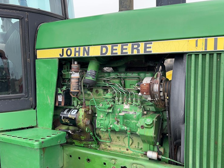 1983-john-deere-4450-image-11