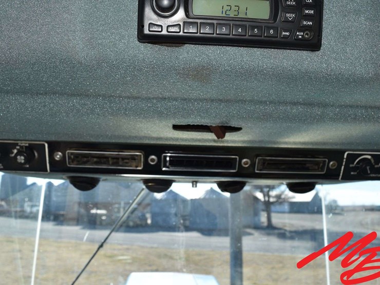 1991-versatile-846-image-46