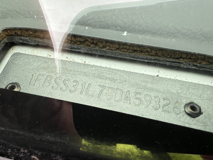 2008-ford-e350-image-9