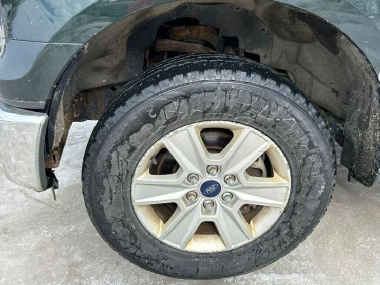 2016-ford-f150-xlt-image-44