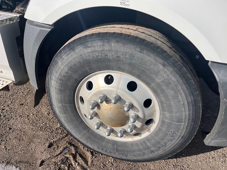 2015-international-prostar-image-17