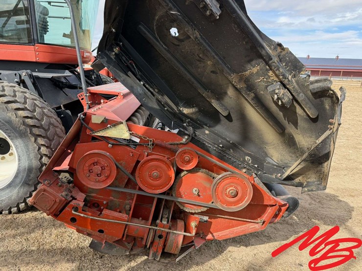 hesston-8450-image-49