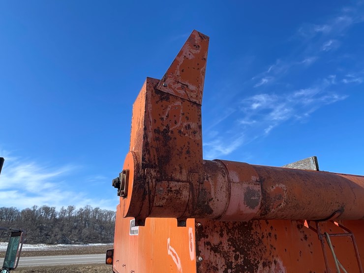 #1013-•-caldwell-grain-cart-image-14