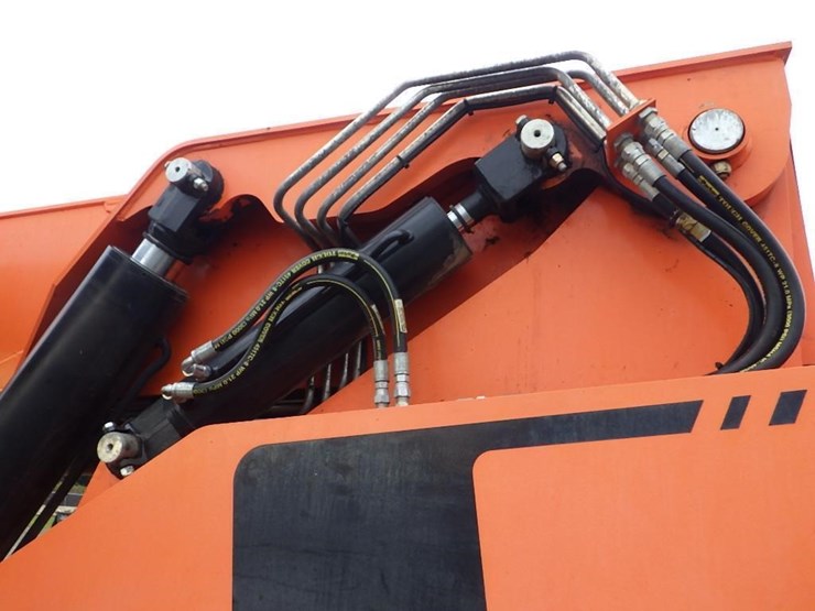 sky-trak-10054-image-27