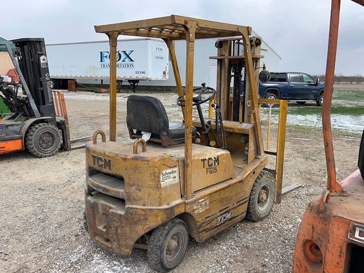 tcm-3000lb-forklift-image-2