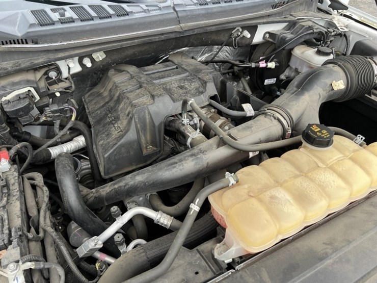 2016-ford-f150-image-11