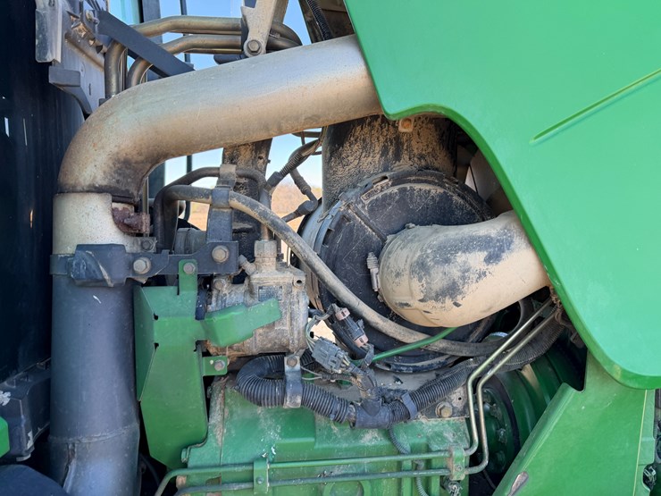 2010-john-deere-8270r-image-60