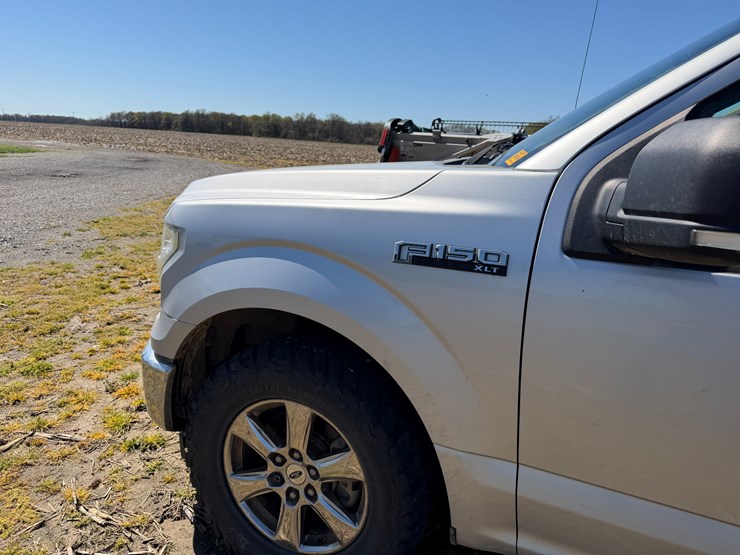 2017-ford-f150-image-23