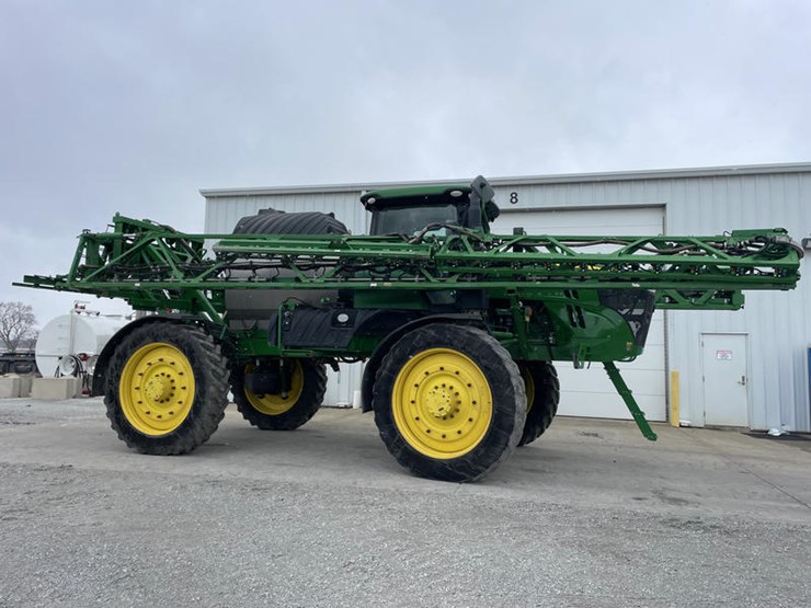 2018-john-deere-r4045-image-3