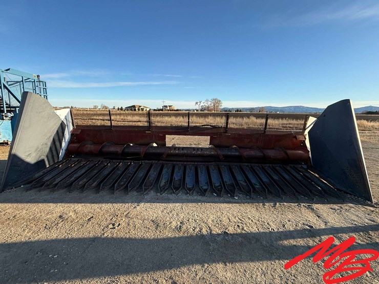 sunflower-header-24’-w/-lucke-shields-and-lucke-pans-image-2