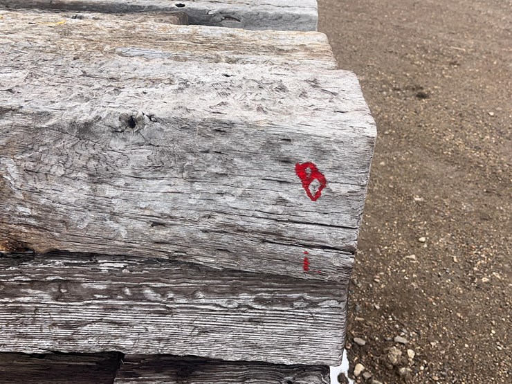 16-railroad-ties-image-2