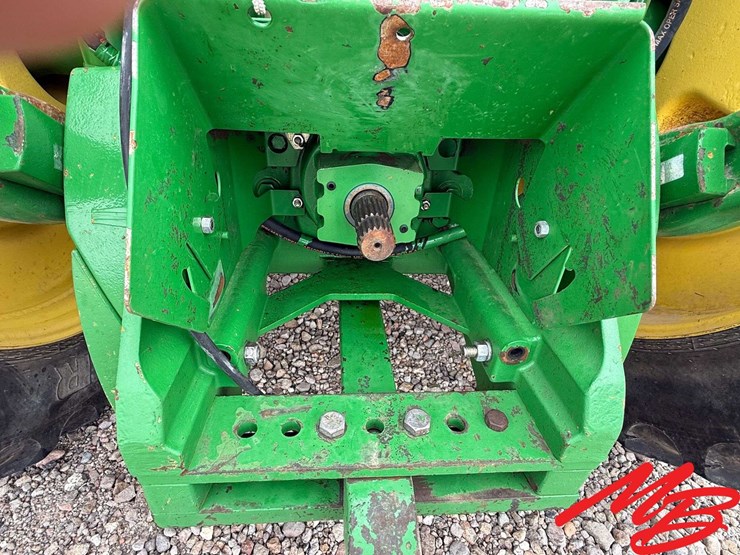 2012-john-deere-8285r-image-9