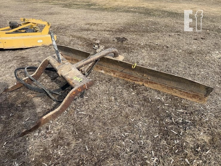 fast-hitch-blade-image-1