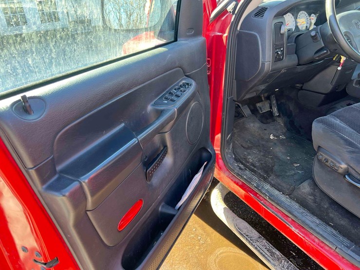 2003-dodge-ram-1500-image-10