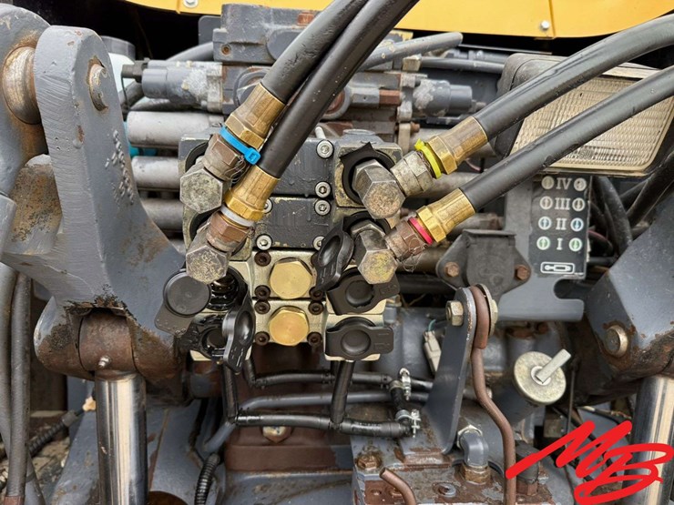 1996-leon-1000-image-17