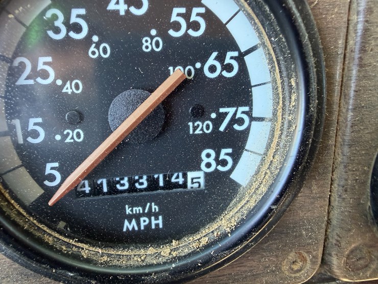 #42453-•-1996-freightliner-daycab-truck-tractor-vin:-1fupdcxb8th744360-image-75