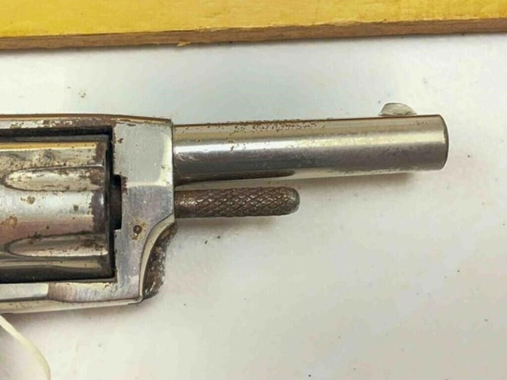 defender-revolver-image-10