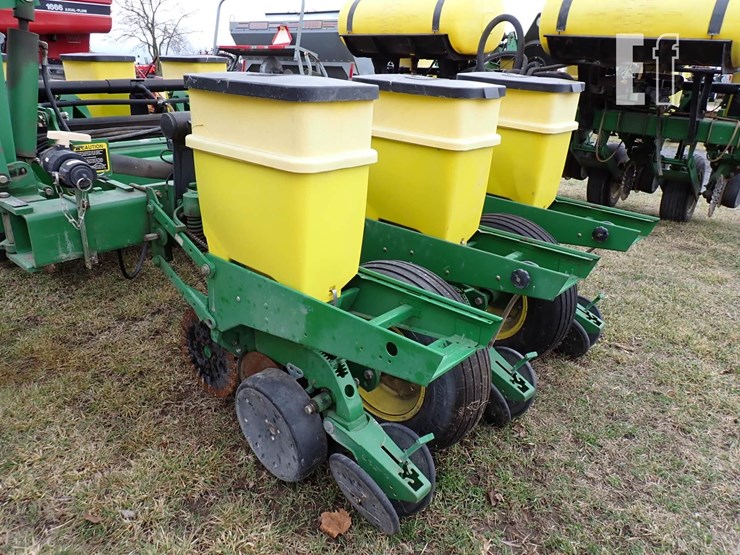 john-deere-1770-image-12