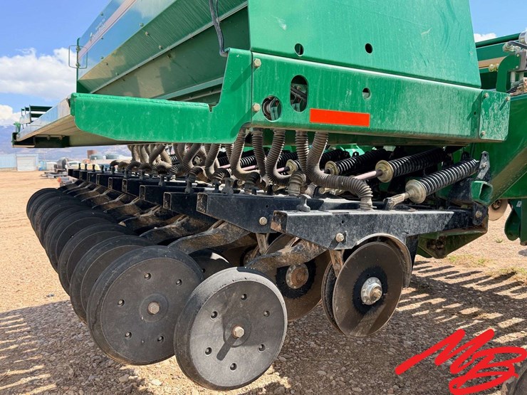 great-plains-3s-3000hd-image-10