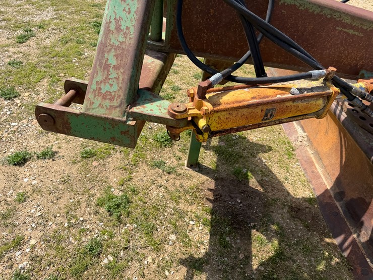 john-deere-155-image-9