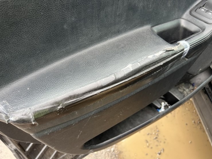 2016-ford-explorer-image-26