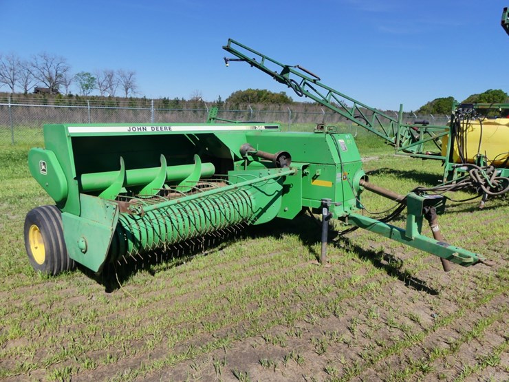 2001-john-deere-348-image-1