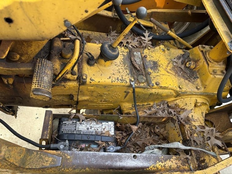 case-construction-king-480-industrial-tractor-image-11