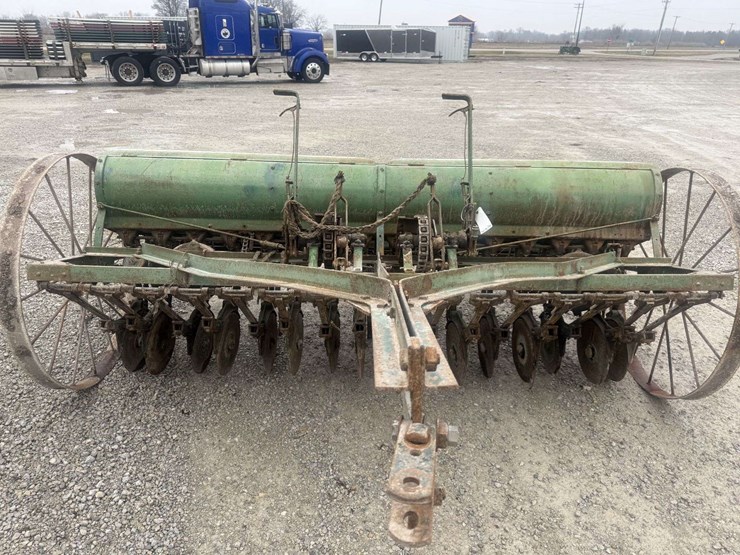 oliver-grain-drill-image-1