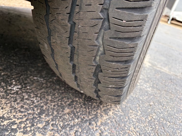 2015-ford-transit-image-48