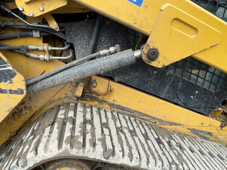 caterpillar-259d-image-18