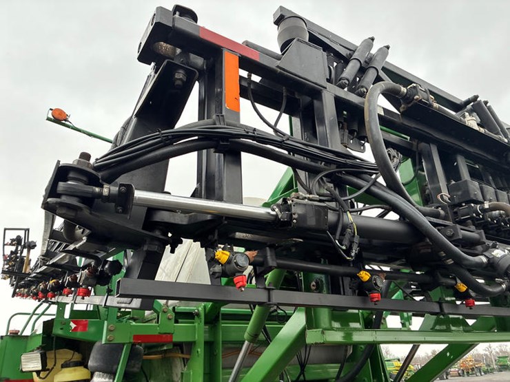 1998-john-deere-4700-image-28