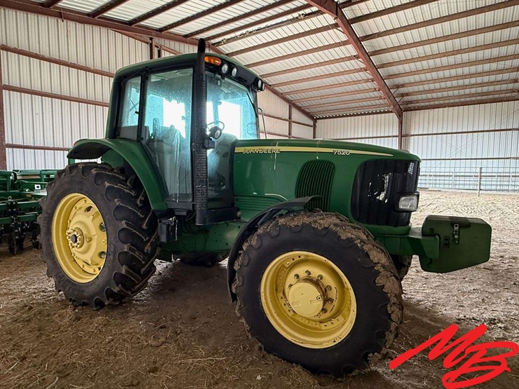 john-deere-7520-image-3