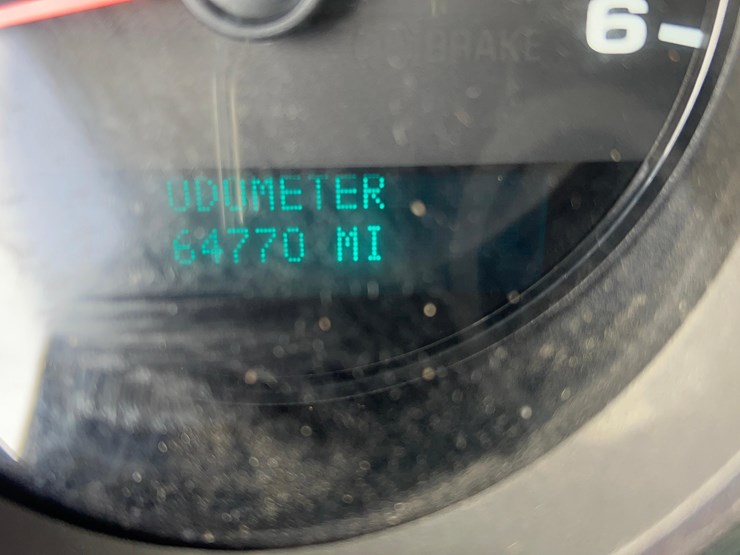 2011-chevrolet-3500hd-image-51