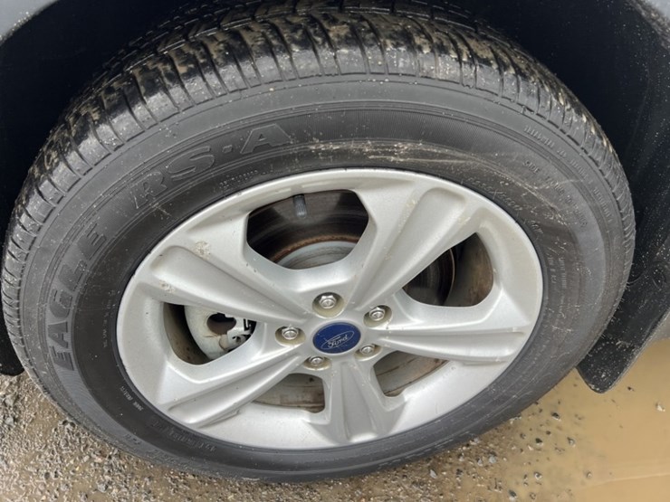 2016-ford-escape-image-16