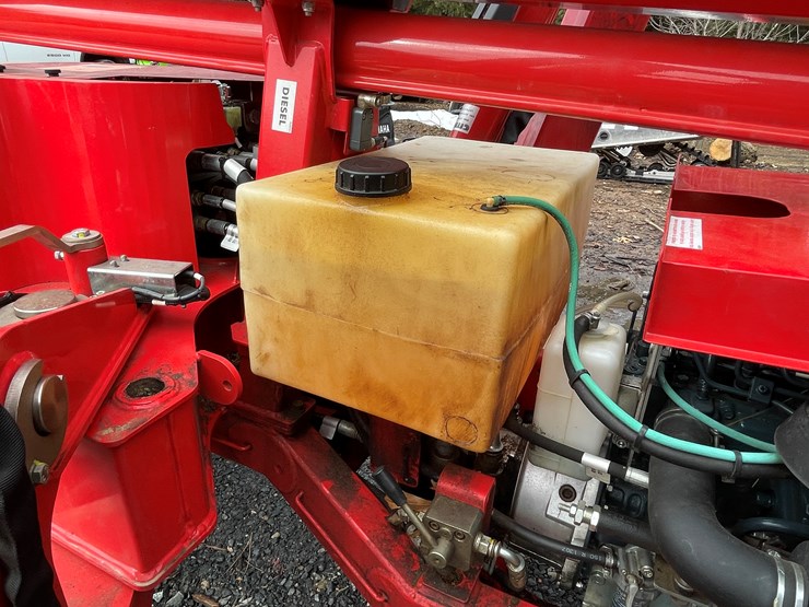 #1000-•-2024-cmc-90hd+-lift-(fall-creek,-wi)-image-48