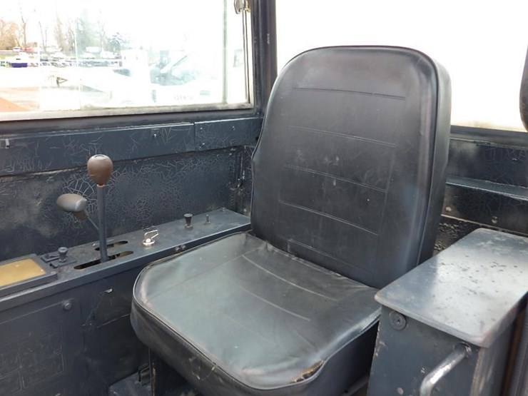 nissan-n300-image-32