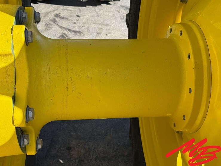 2024-john-deere-8r-310-image-19