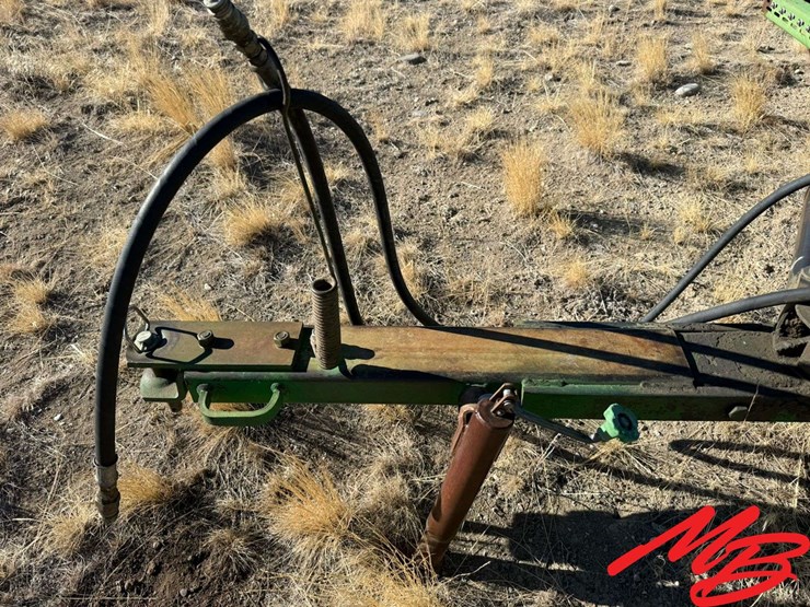 john-deere-8300-image-9