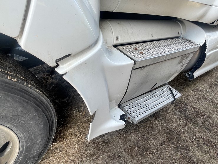 2006-peterbilt-387-image-9