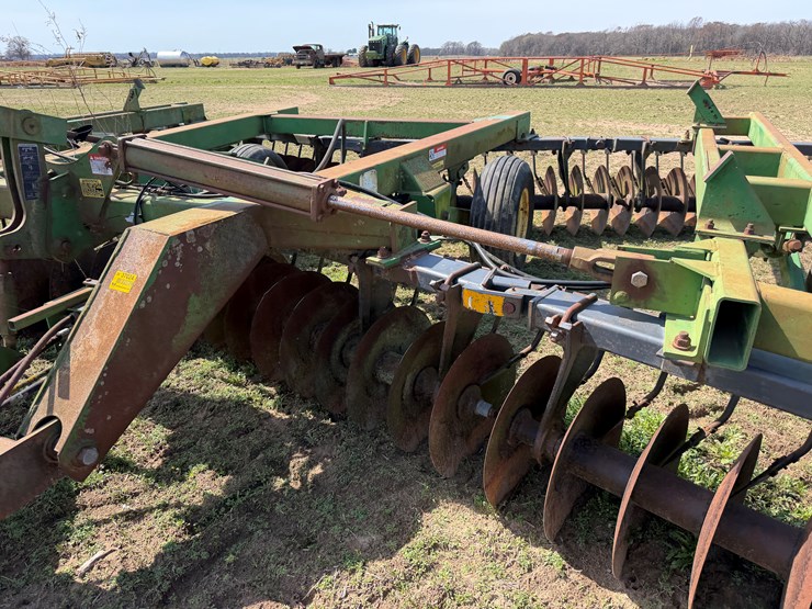 john-deere-630-image-13